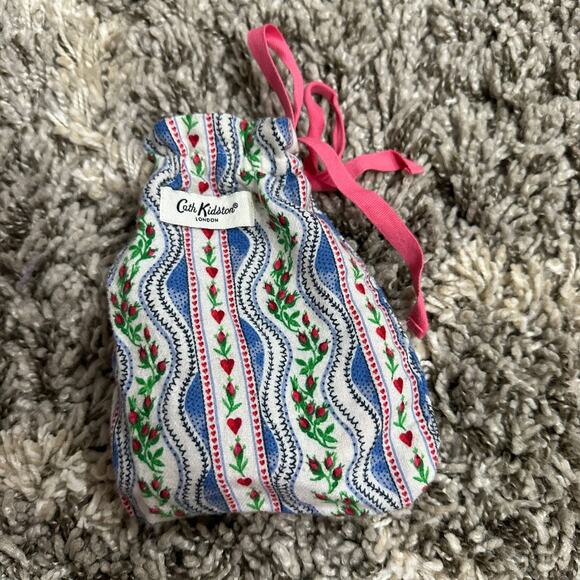 Cath Kidston Sleep Eye Mask Floral Quilted with Case - Picture 2 of 5